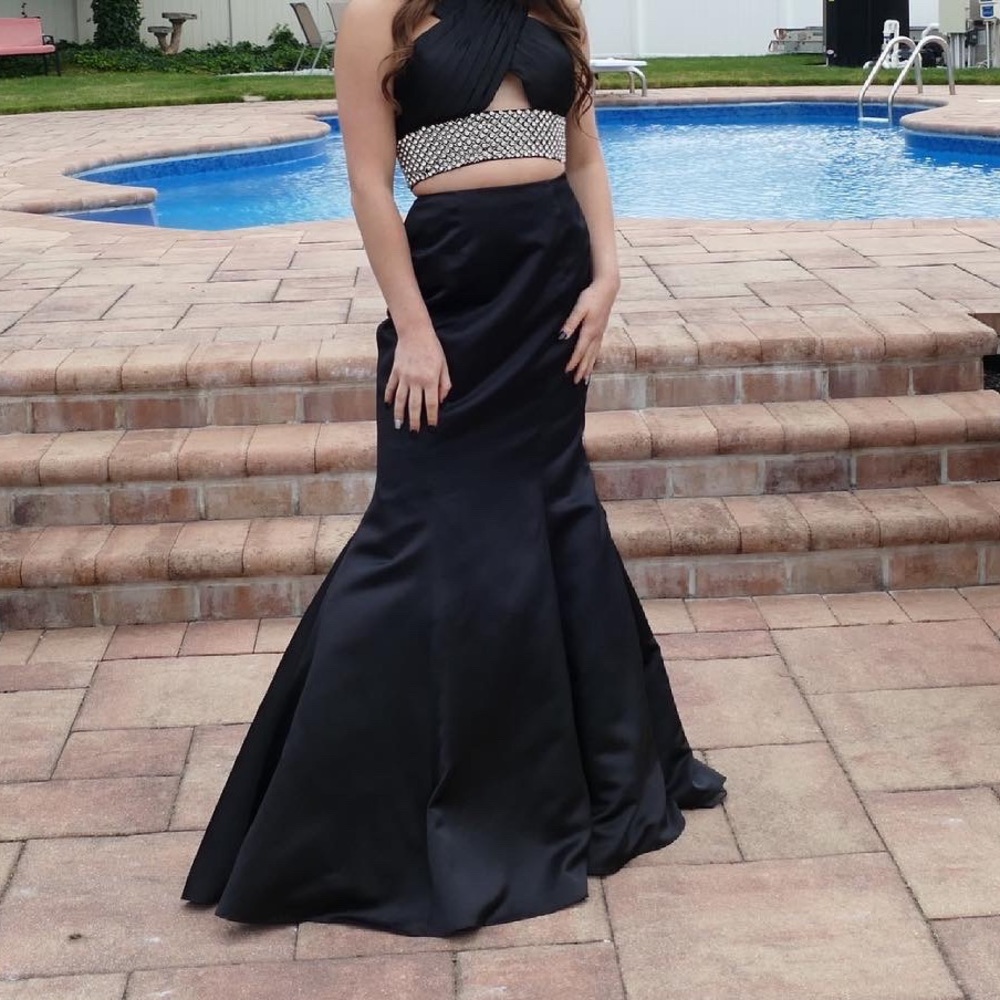 Sherri Hill Prom Dress Black